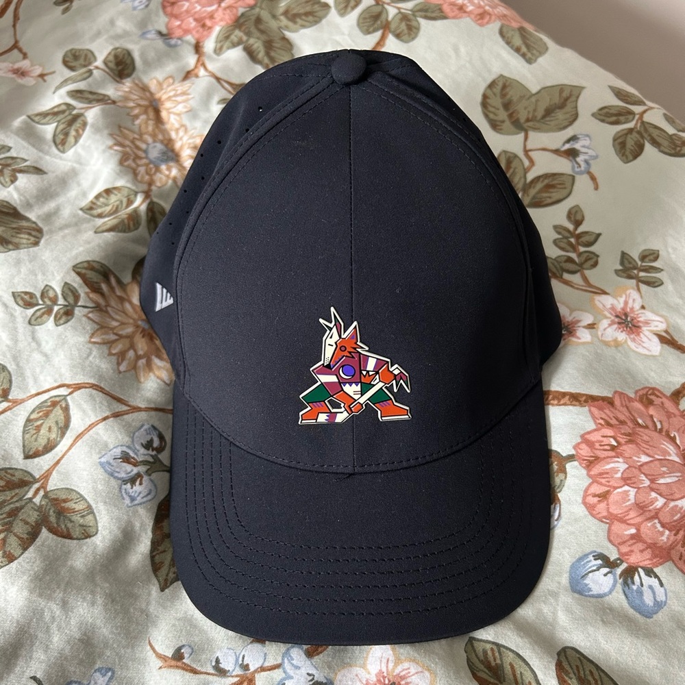 Arizona Coyotes Levelwear Hat Black Size Large/XL